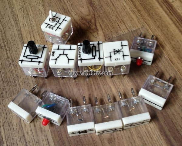 遼寧科技大學(xué)-電工電子九孔板、電子元器件